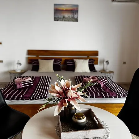 Apartment Summer Nest *
