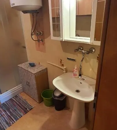 Summer Nest Apartment